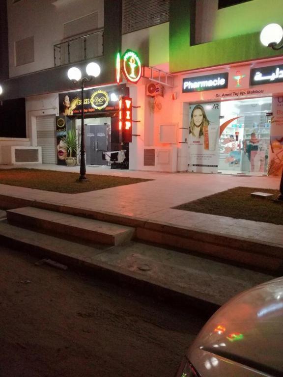 Appart Haut Standing A Tunis El Aouina Buitenkant foto